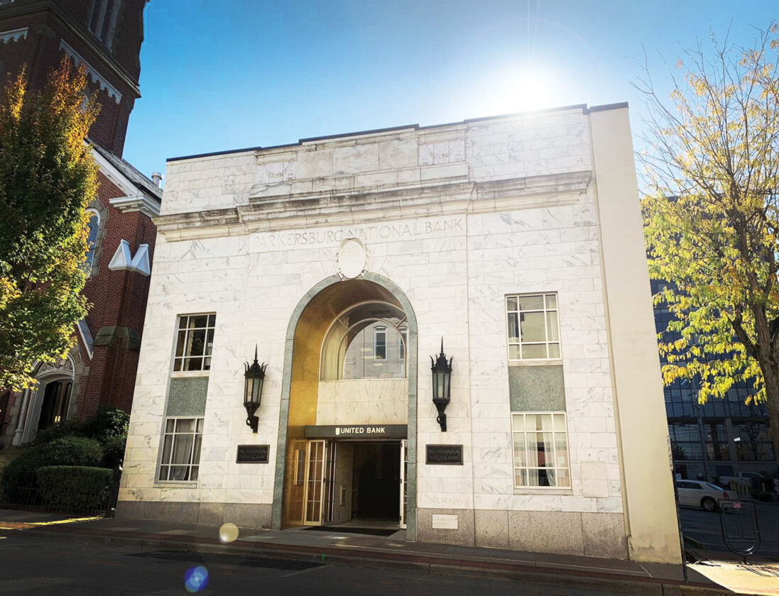 The Credit Due: Two United Bank employees reach 50-year milestones